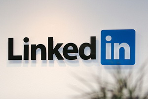 LinkedIn: Phát hành cổ phiếu thành công hay chỉ là bong bóng?